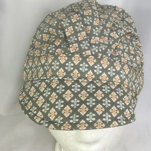 Women’s  cloth fleur de Lis hat